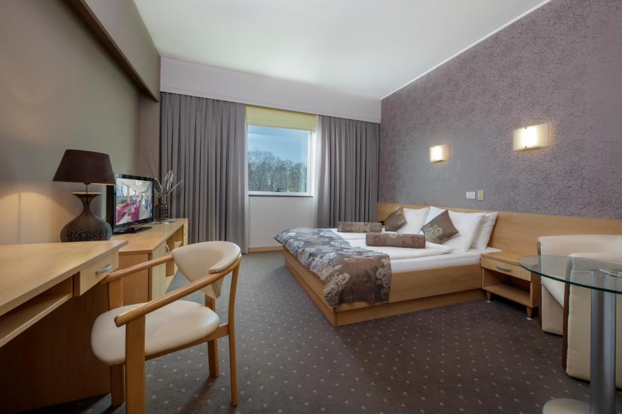 Hotel Zovko Zagreb 세스베트 외부 사진