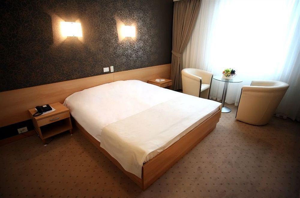 Hotel Zovko Zagreb 세스베트 외부 사진