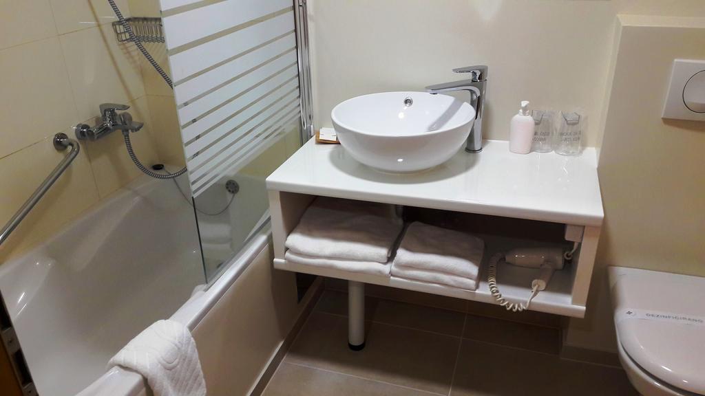 Hotel Zovko Zagreb 세스베트 외부 사진